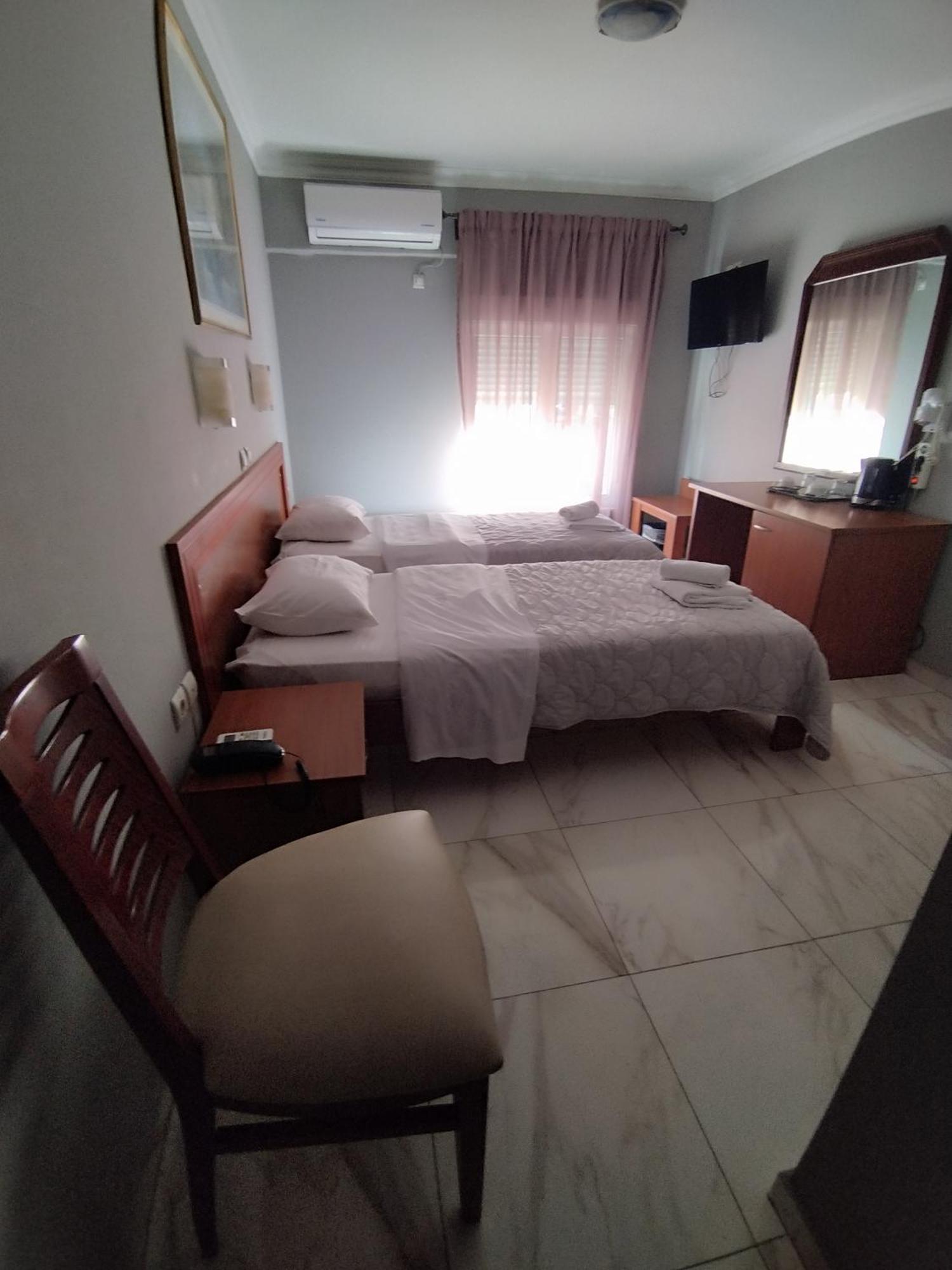 Piraeus Acropole Hotel Экстерьер фото