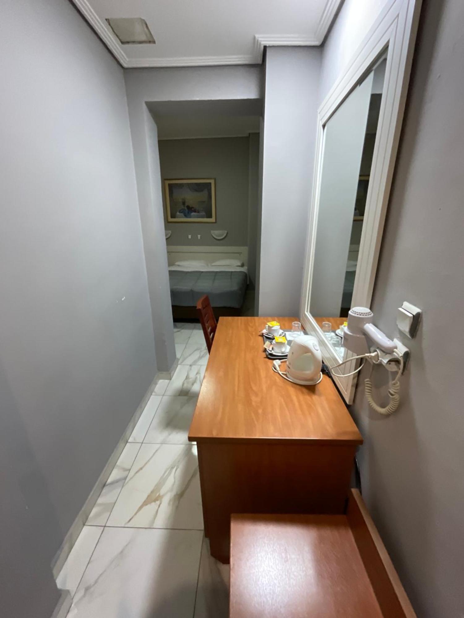Piraeus Acropole Hotel Экстерьер фото