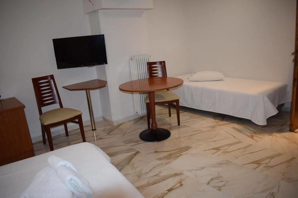 Piraeus Acropole Hotel Экстерьер фото